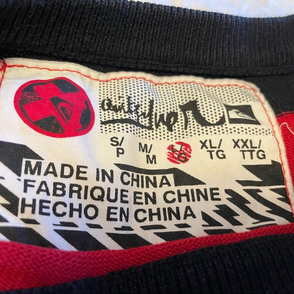 Mens Quicksilver and Matix sweater bundle.  Both size L. - Picture 2 of 4